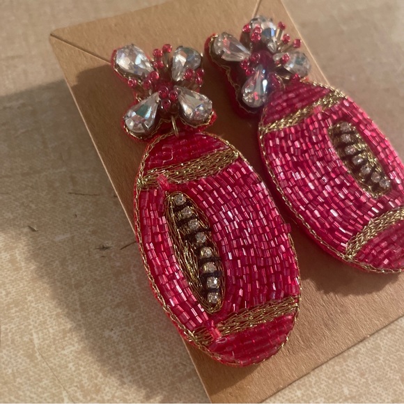 SPORTS FOOTBALL CRIMSON RED DANGLE SEED BEAD FELT BACK EARRINGS - Picture 3 of 3